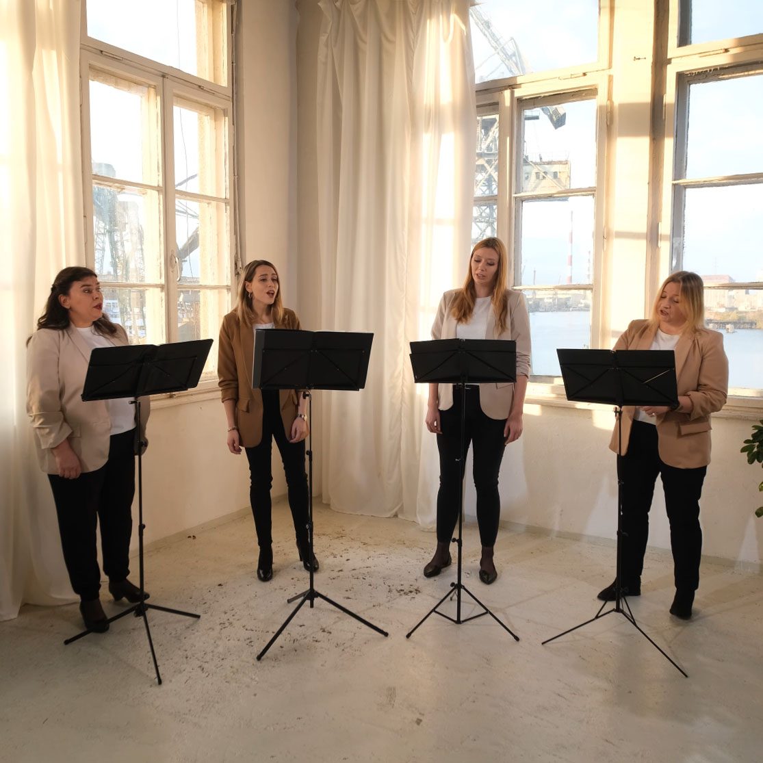 HITS OF ALL TIME - FEMALE VOCAL QUARTET